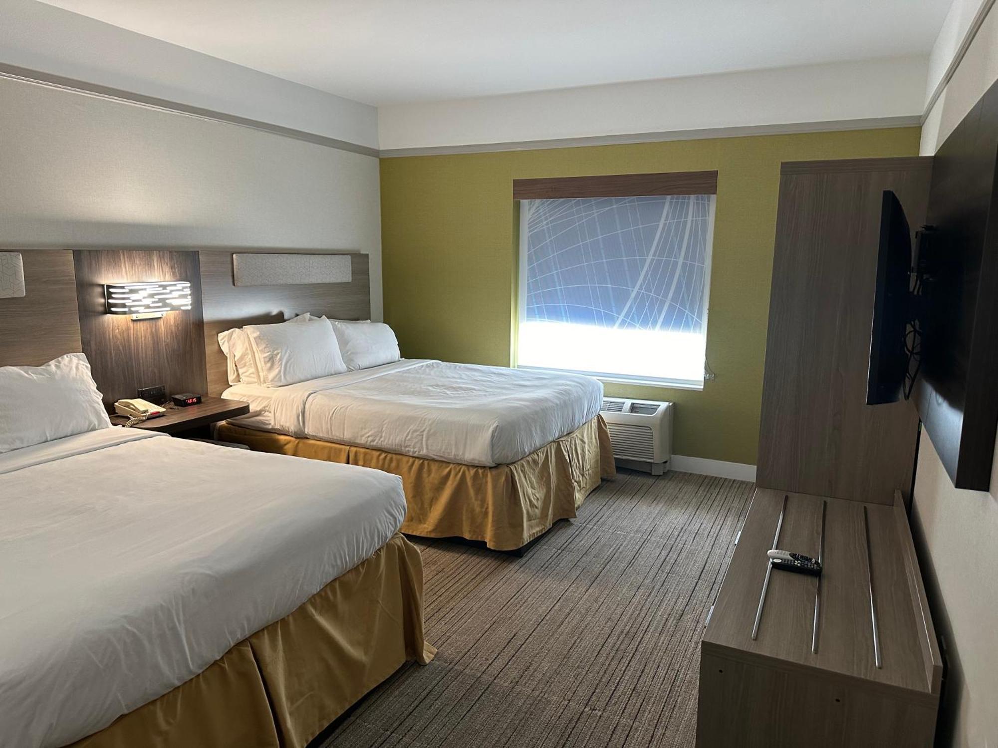 Express & By Ihg Hotel