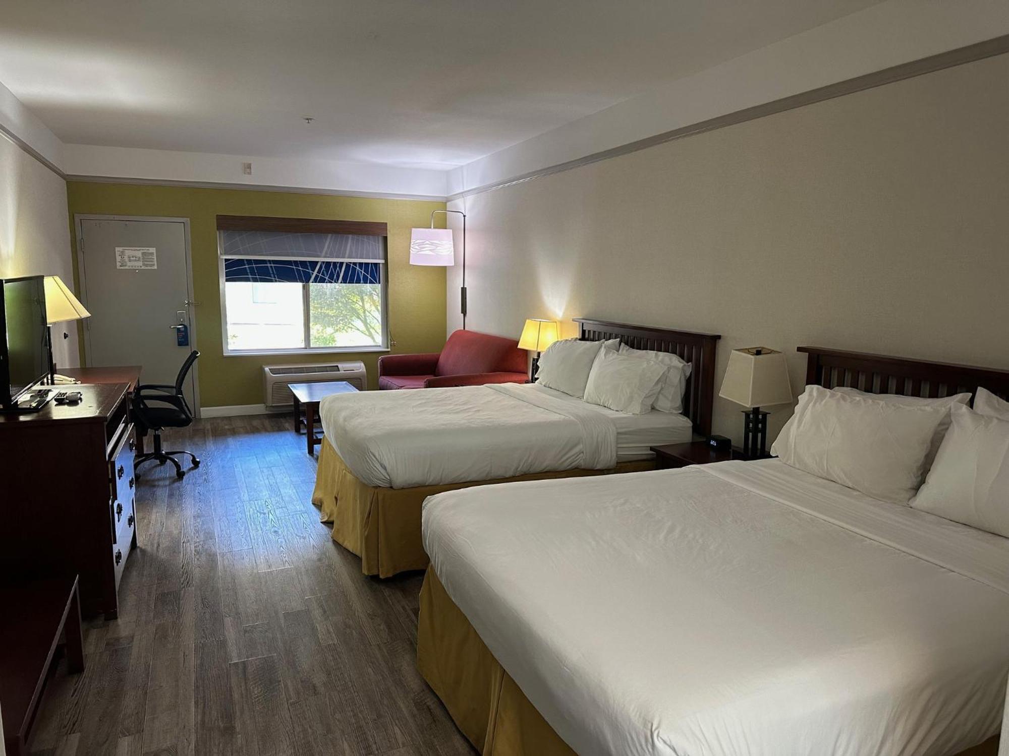 Express & By Ihg Hotel San Dimas